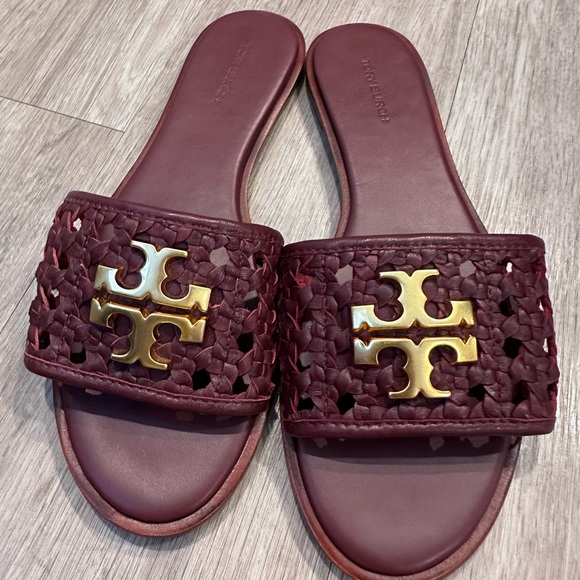 Burgundy Tory Burch Sandals- Brand New - Picture 6 of 8